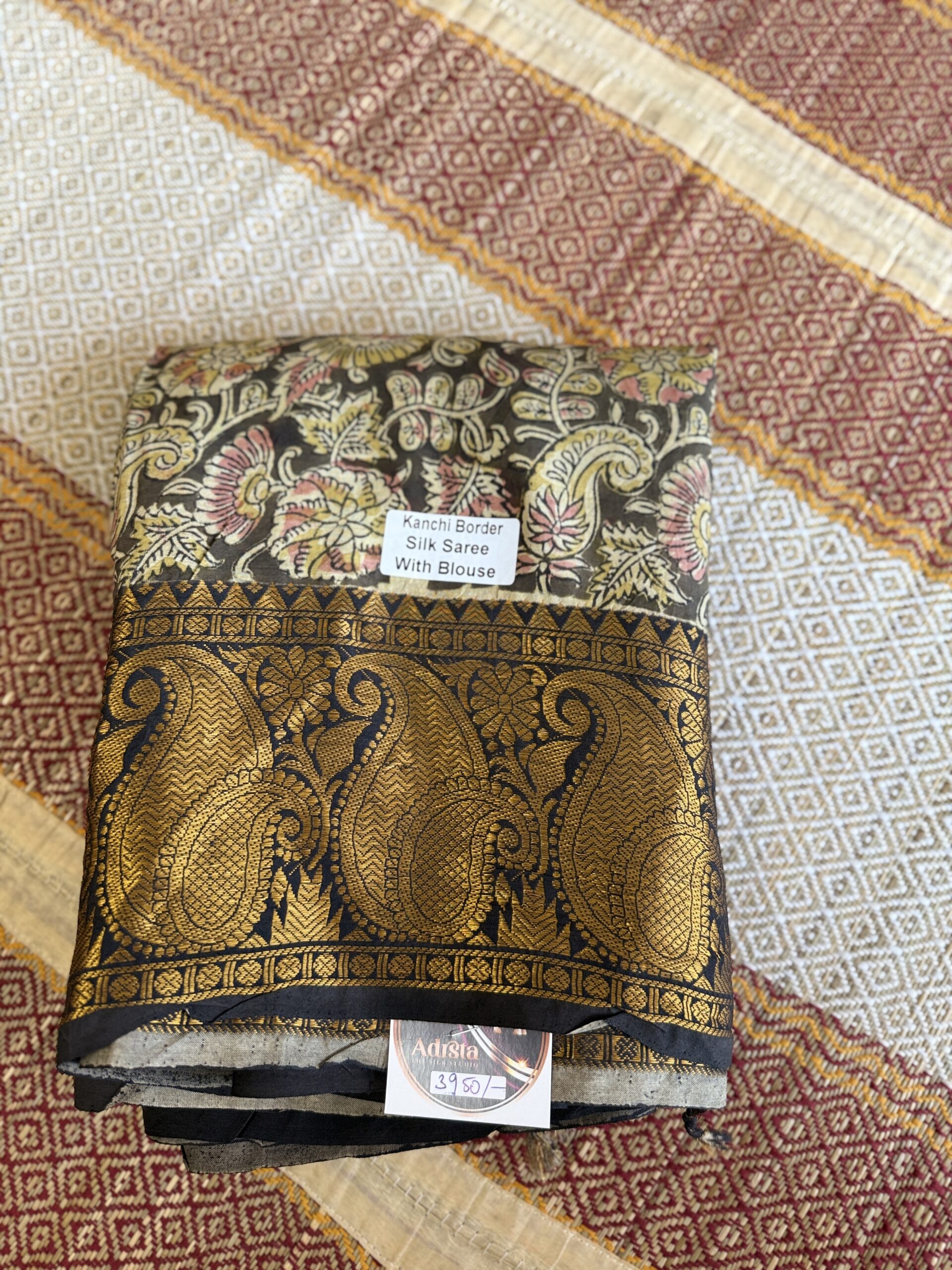 Big kanchi border Mangalagiri silks