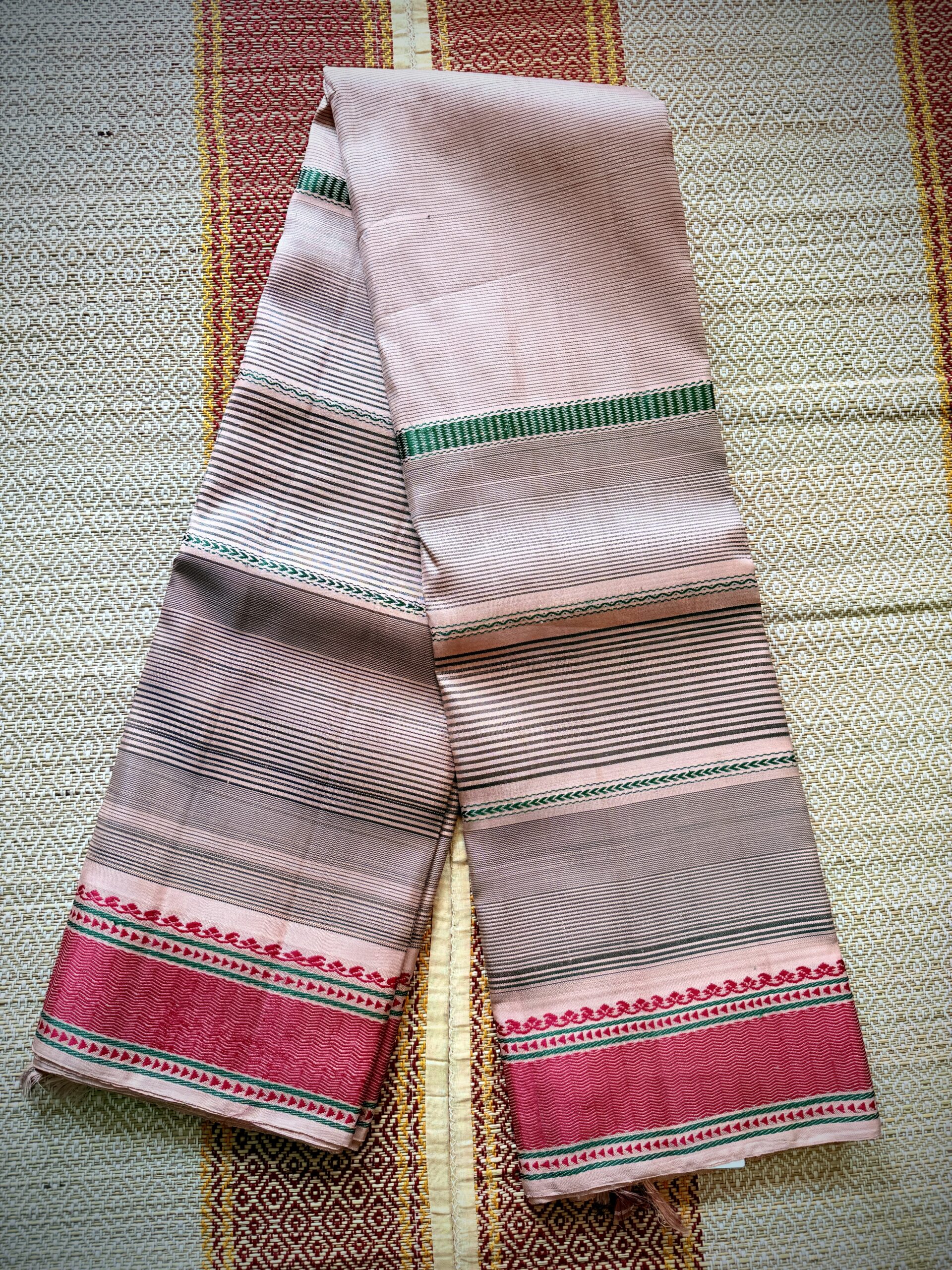 Light mauve pink thread woven kanchipuram